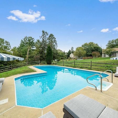 Comfort, Fun, & Charming - 5BR Oasis with Pool Coatesville Eksteriør billede